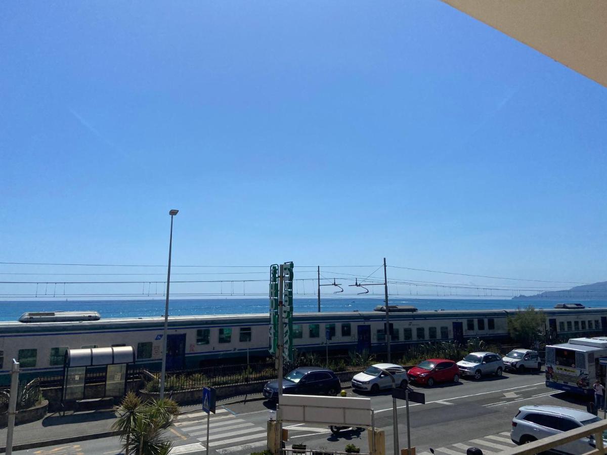 Piccolo Hotel Di Lavagna Εξωτερικό φωτογραφία