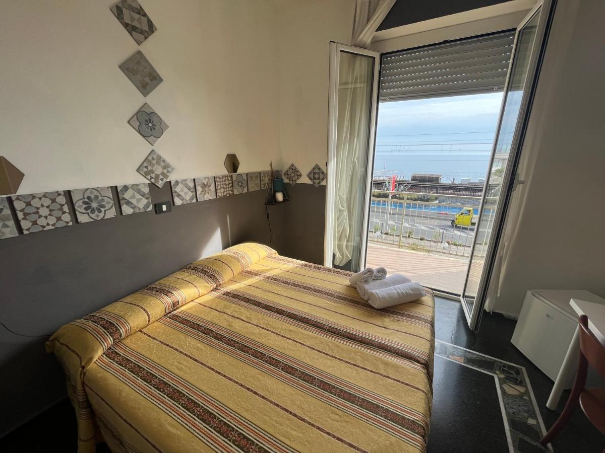 Piccolo Hotel Di Lavagna Εξωτερικό φωτογραφία